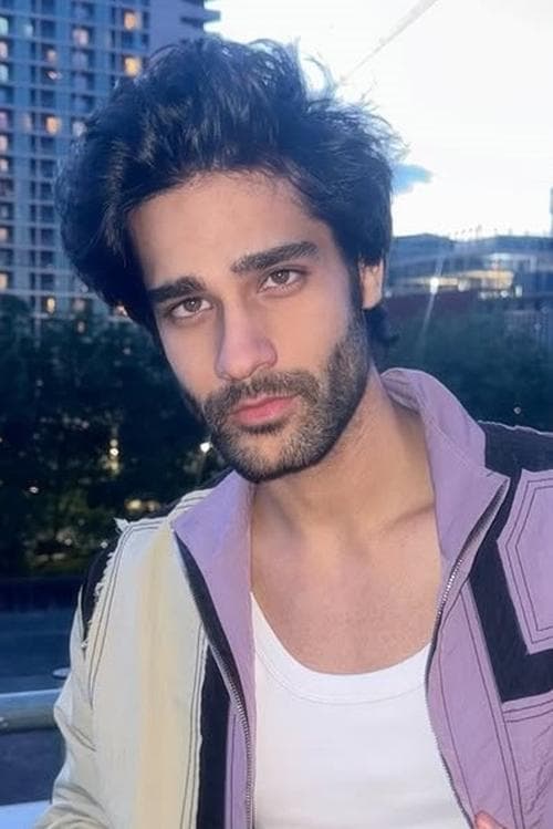Aaman Devgan photo