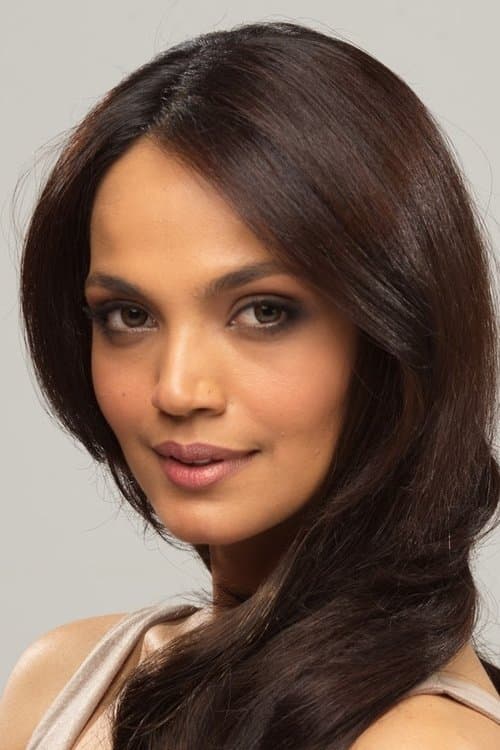 Aamina Sheikh photo