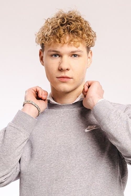 Aaron Bezemer photo