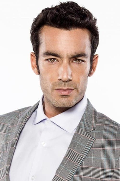 Aarón Díaz photo