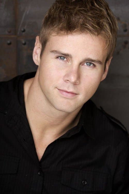 Aaron Hill photo