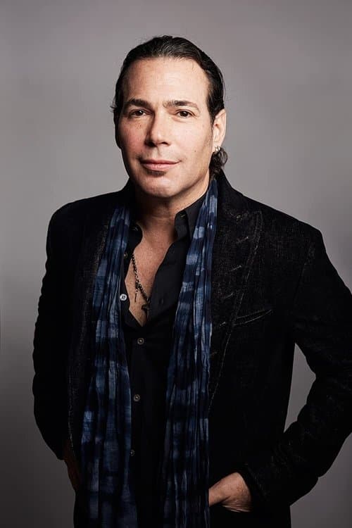 A portrait of Adam Dubin