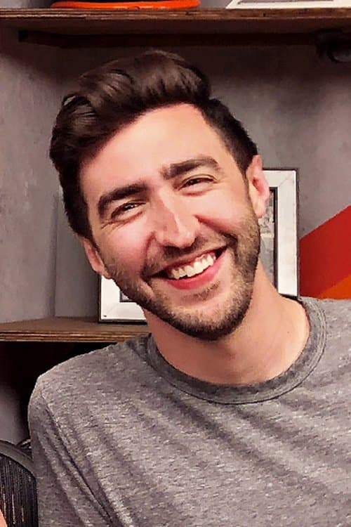 A portrait of Adam Frucci