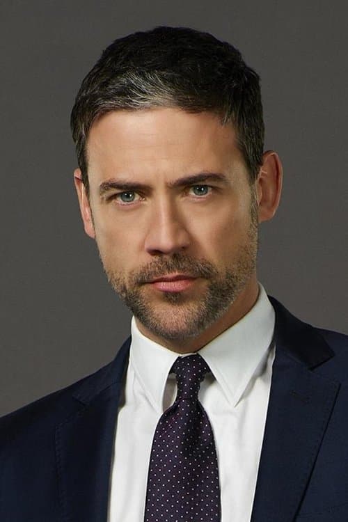 Adam Rayner photo