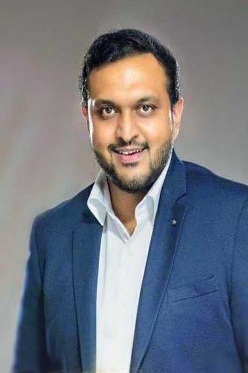 A portrait of Aditya Sarpotdar