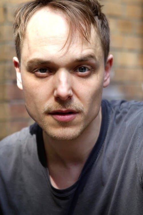 Adrian Zwicker photo