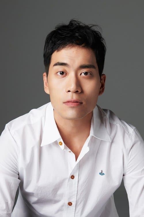 Ahn Chang-hwan photo