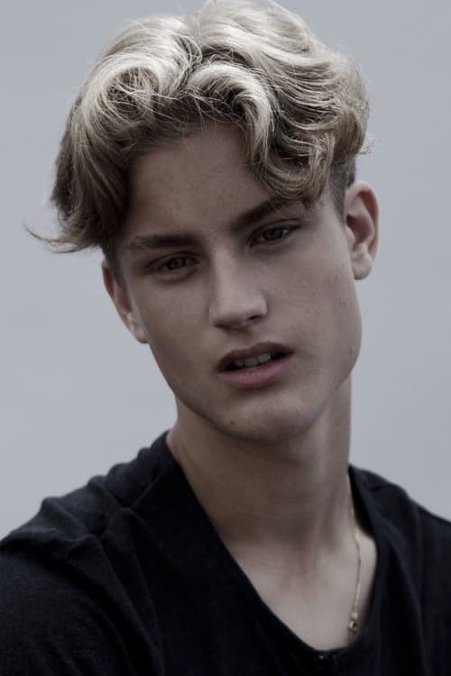 Aidan Gouveia photo