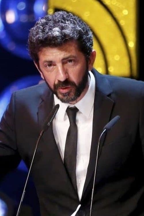 A portrait of Alberto Rodríguez