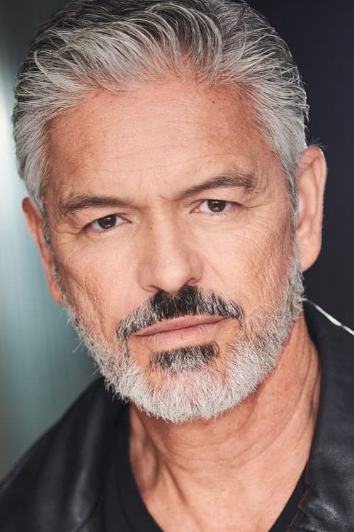 Alejandro De Hoyos photo