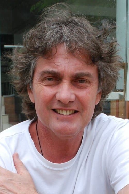 A portrait of Alejandro Stoessel