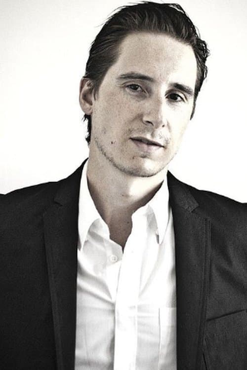 A portrait of Alejandro Suárez Lozano