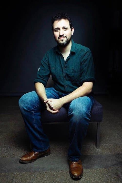 A portrait of Alex Kavutskiy