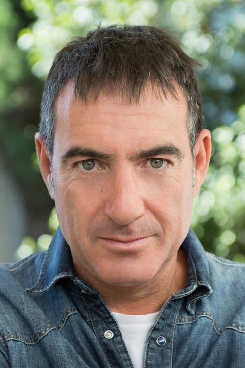 A portrait of Álex Pina