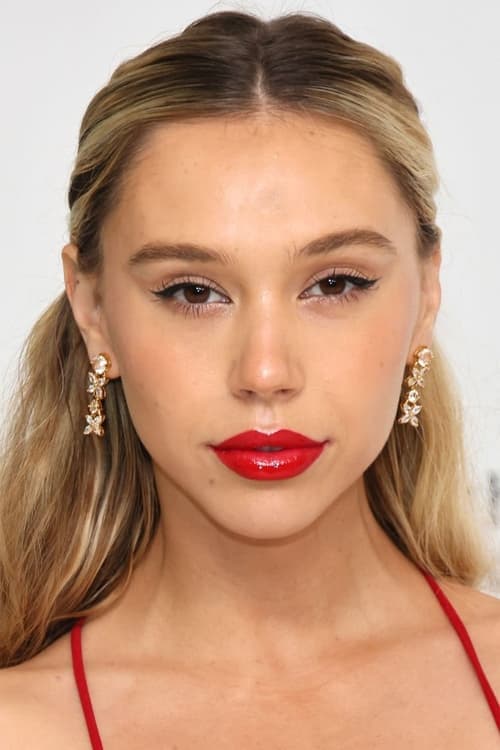 Alexis Ren photo