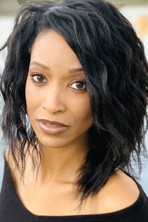 Alicia James photo