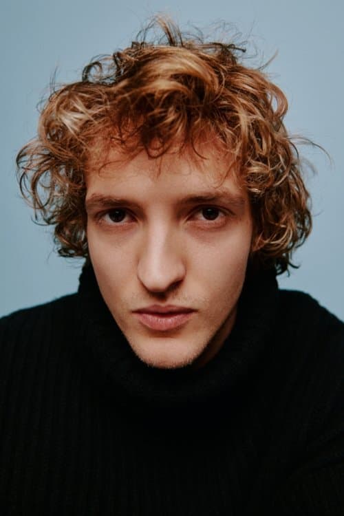 Aliocha Schneider photo
