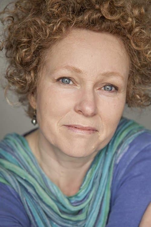 Ally Ní Chiárain photo