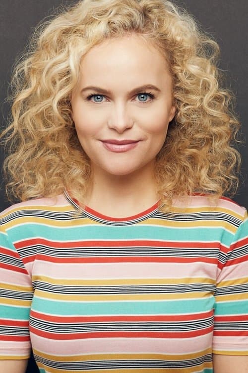 Amanda Jane Cooper photo