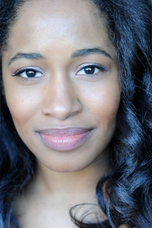 Amina Robinson photo