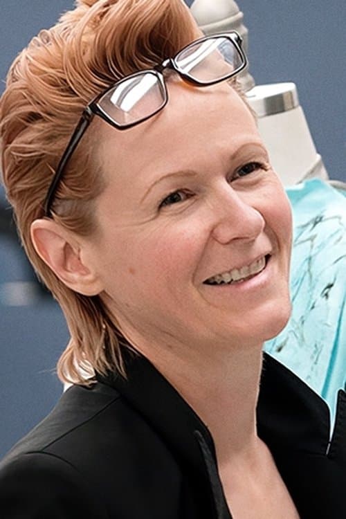 Amy Bond photo