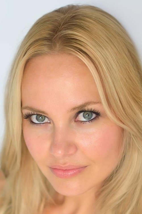 Amy Esterle photo