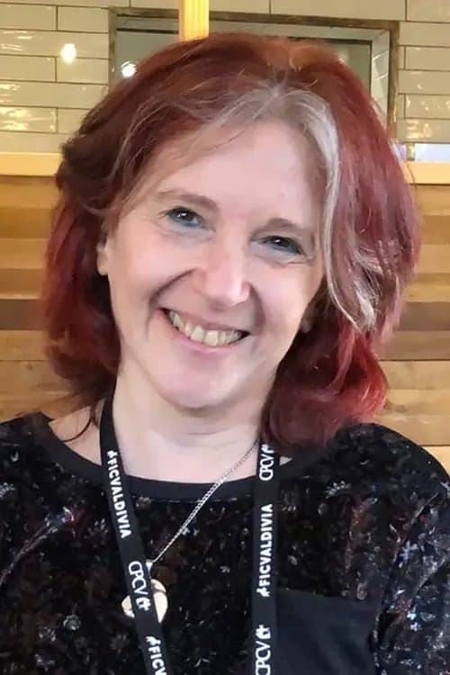 A portrait of Ana Poliak