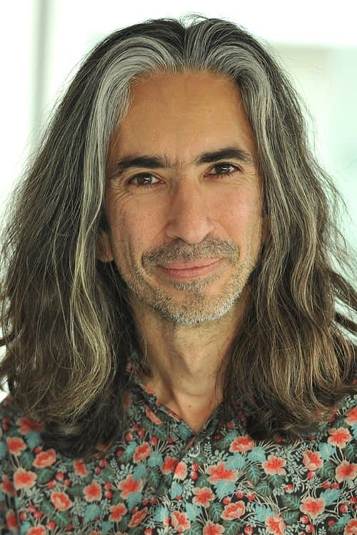 A portrait of Anand Tucker