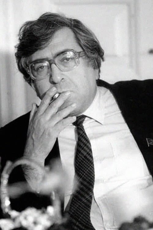 A portrait of Anar Rzayev