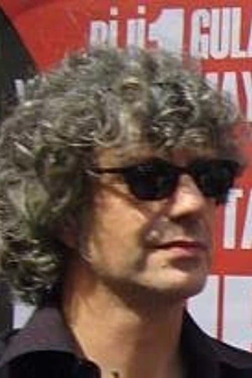 A portrait of Andreas Thiel