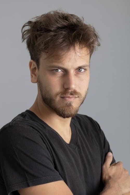 Andrés Gil photo