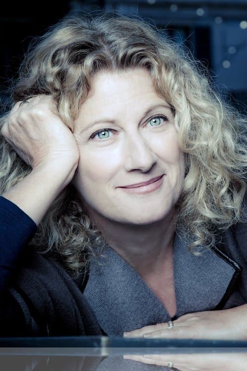 Angela Finocchiaro photo