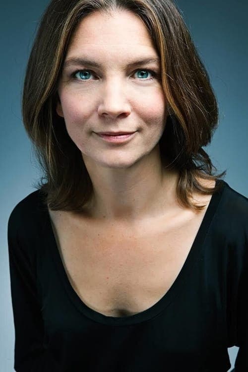 Angela Kovács photo
