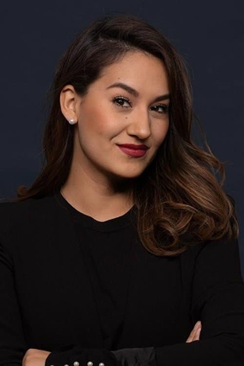 A portrait of Ani Alva Helfer
