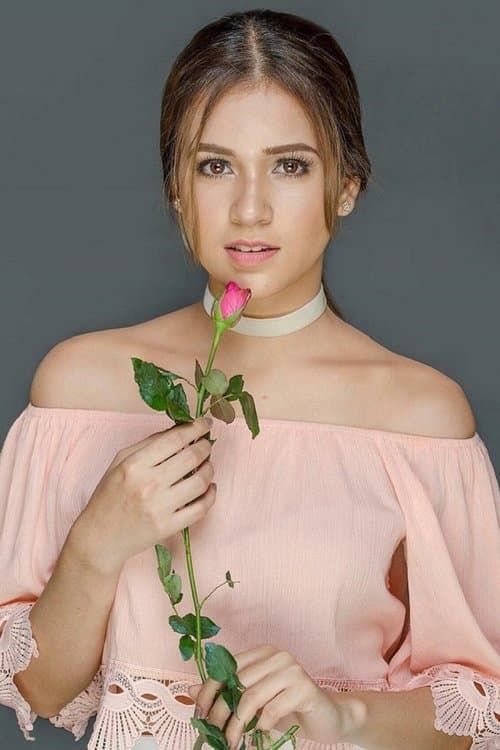 Anna Vicente photo