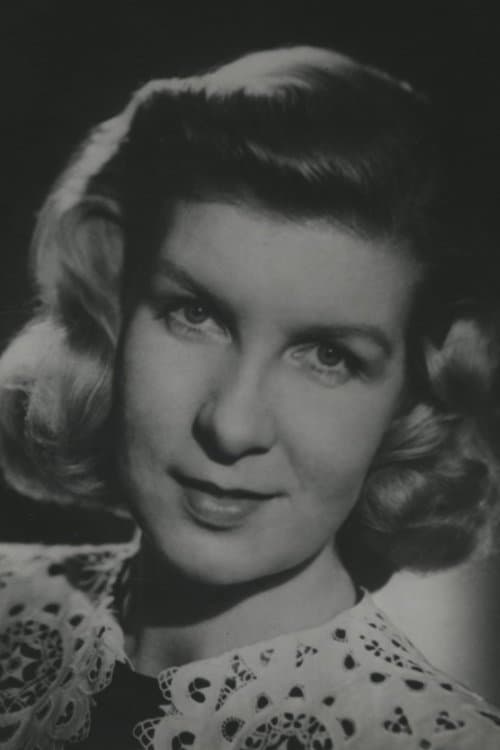 A portrait of Annelise Reenberg