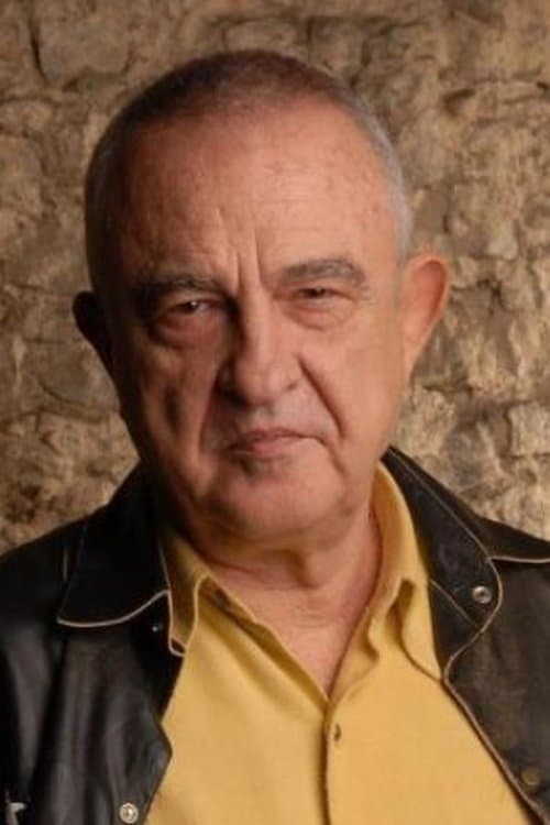 A portrait of Antônio Calmon