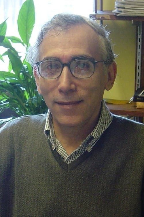 A portrait of Arby Ovanessian