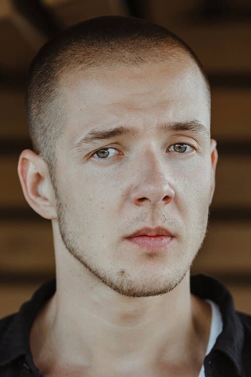 Artem Suchkov photo