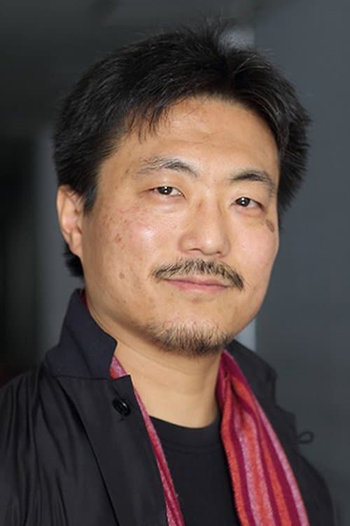 A portrait of Atsushi Funahashi
