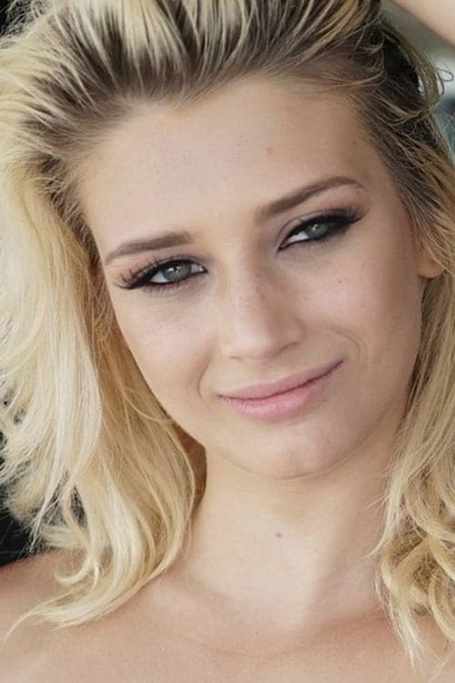 Aubrey Gold photo
