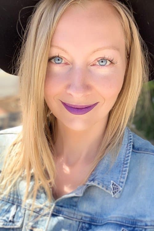 A portrait of Axelle Carolyn