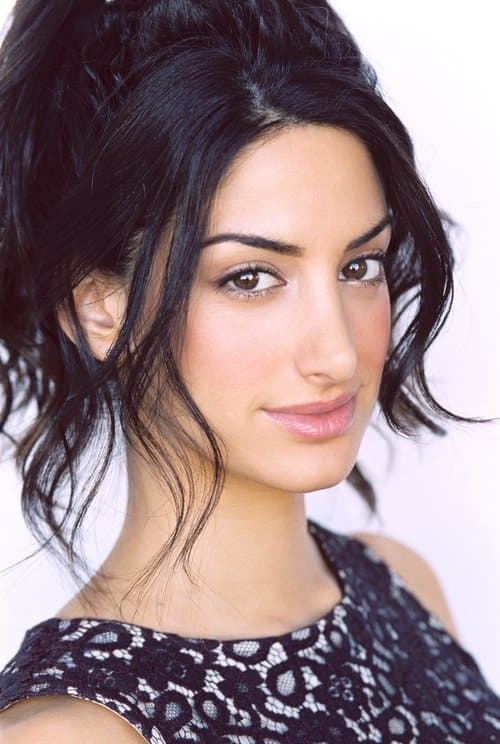 Ayden Mayeri photo