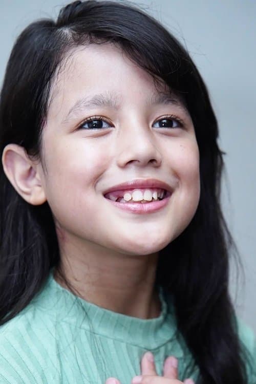 Azkya Mahira photo