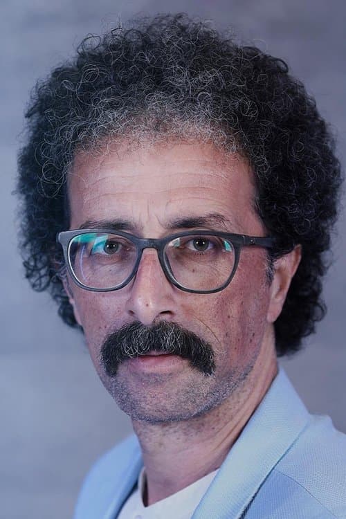 A portrait of Babak Lotfi Khajepasha