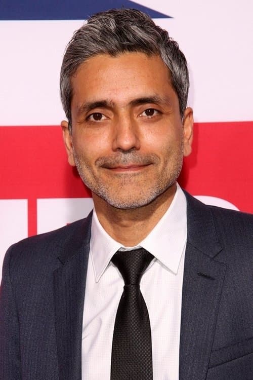 A portrait of Babak Najafi