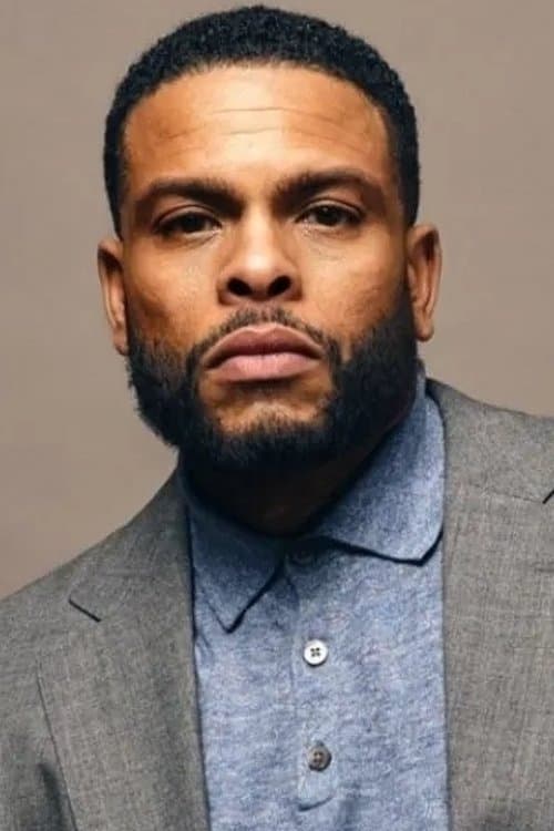 A portrait of Benny Boom