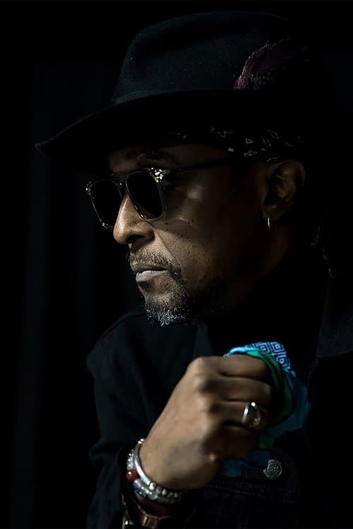 Bernard Fowler photo