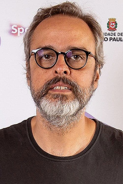 A portrait of Beto Brant