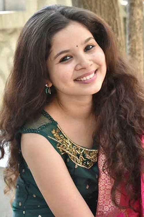 Bhagyashree Milind photo